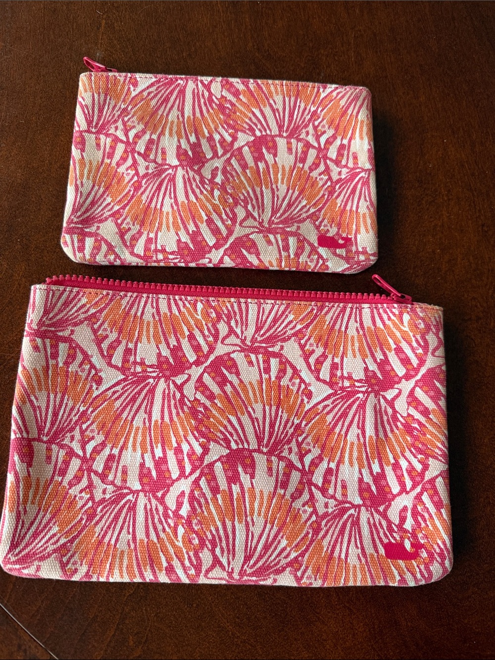Vineyard Vines Pink & Orange Retired Seashell Pink Print Cosmetic Pouch Set